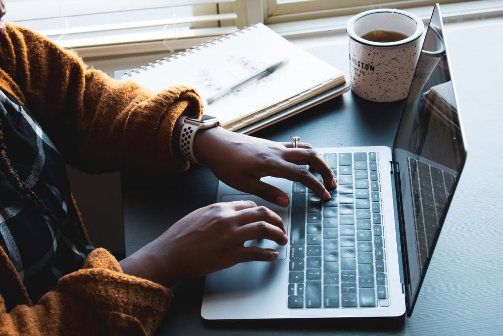 Estudia en su tesis cómo mejorar la capacidad de las máquinas para visualizar el entorno
