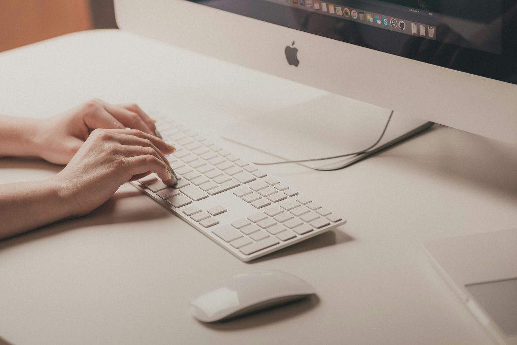 Tesis Multidisciplinarias: Fomentando la Innovación
